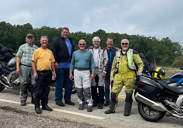 Mountain View, Arkansas to Kansas City, Missouri We left Mountain view and rode north to Norfork and then took the great Push Mountain road over to Harriet. In Yellville...